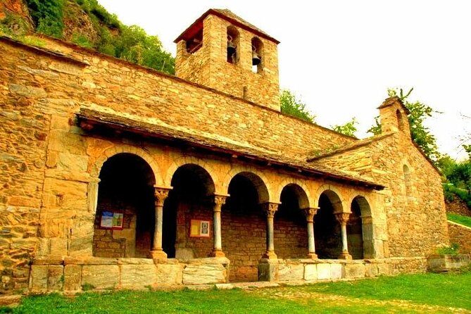 Pyrenees Private Tour from Barcelona with Easy Hike & Cogwheel Train - Queralbs-to-Núria viewpoints on the way back down