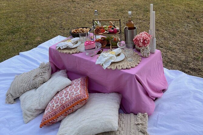 Romantic Picnic - Meeting at Passeig Marítim del Bogatell: Getting There Fast