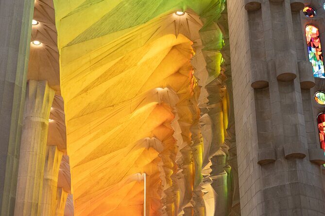Sagrada Familia and Guell Park Private Tour - Sagrada Família: Plaster Model Setup, Skip-the-Line Entry, and the Facade Sequence