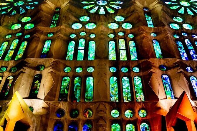 Sagrada Familia & Gothic Quarter Private Tour - Dress code and practical prep (so you don’t lose time)