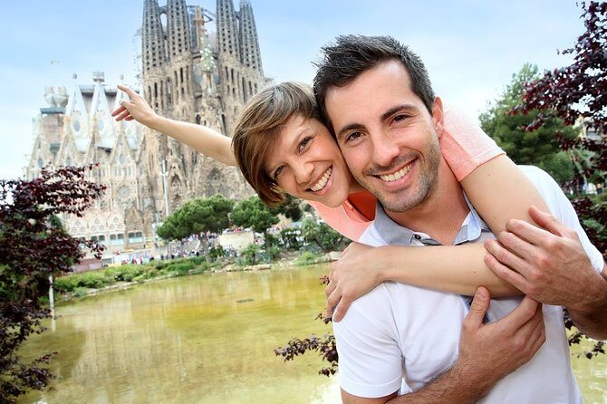 Sagrada Familia Private Tour - Entering the Basilica: What Skip-the-Line Actually Changes