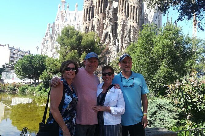 Sagrada Familia Private Tour - Unlock the mysteries of Gaudi - The Eixample’s Modernism story along Passeig de Gràcia