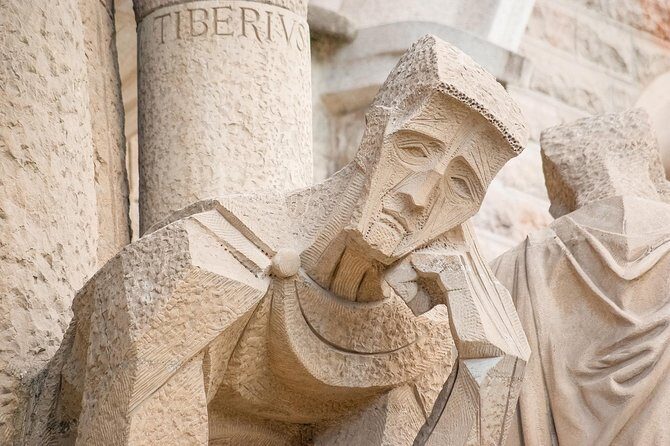 Sagrada Familia Skip-the-Line Private Tour with Guide - Price and value: what you’re paying for, and what you still owe