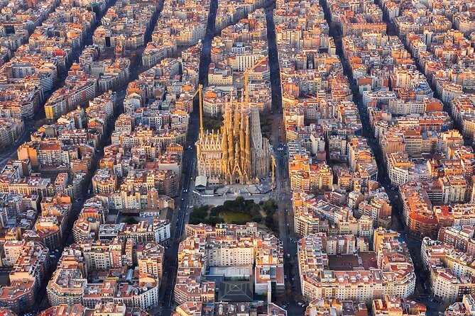 Sagrada Familia Skip The Queue With Audio Guide Tour - Who This Tour Fits Best (And Who Might Want a Different Format)