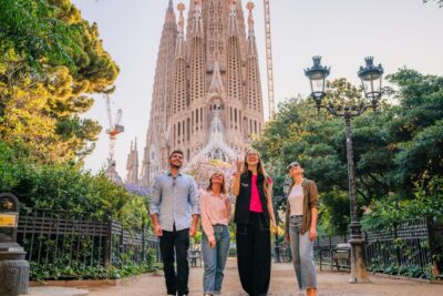 Sagrada Familia with Official Guide & Fast-Track Entry - Why the Sagrada Familia Fast-Track Makes a Real Difference