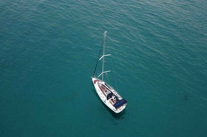 Sailboat ride for private groups in Barcelona - America’s Cup season bonus around the regatta field