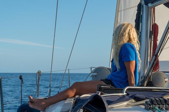 Sailing experience on a 4-hour sailboat in Girona - Getting on Havana: what a 10.5-meter private sail feels like