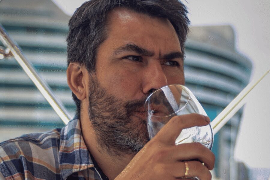 Sailing & Wine Tasting With Expert Sommelier in Barcelona - Why this Barcelona wine-and-sail combo feels different