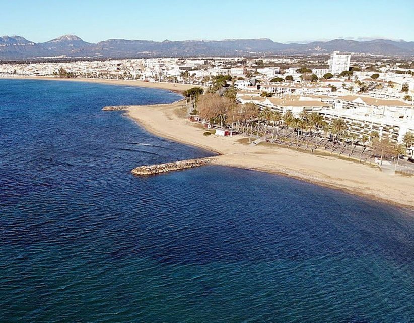 Salou: club kayak Cambrils with hotel pickup - Who should book this kayak session (and who should skip)