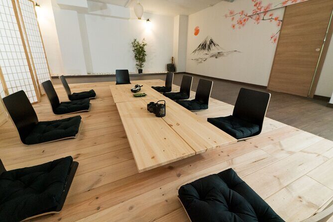 Samurai Experience in Barcelona - Samurai History and Meditation: Getting Your Head Right Before Sword Work