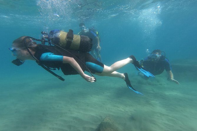 Scuba Diving For Beginners - Beach-based practice: less fear, more learning