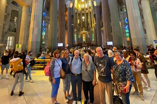 Semi-Private Barcelona Tour Gothic, Sagrada Familia & Park Guell - Starting in Plaça de Catalunya: a smart way to attack Barcelona in 6 hours