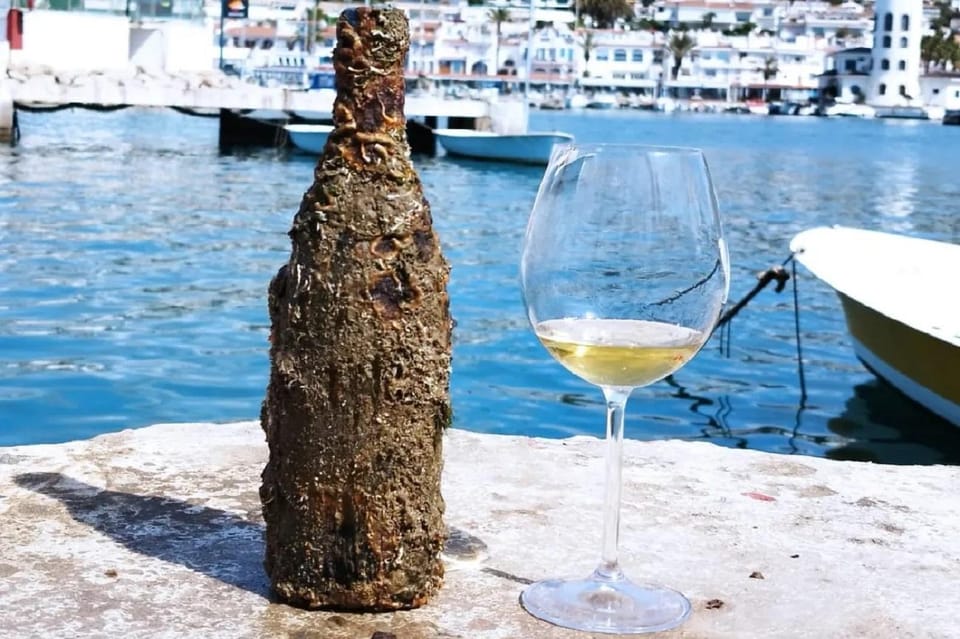 Sitges: Sailboat trip + walking tour and wine cellar tour - From Aiguadolç Port: the sail that sets the tone