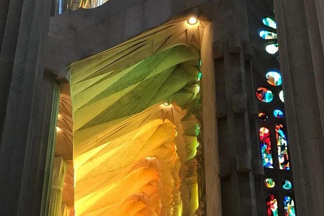 Skip The Line : La Sagrada Familia Guided Tour - Why skip-the-line at Sagrada Família is worth the money