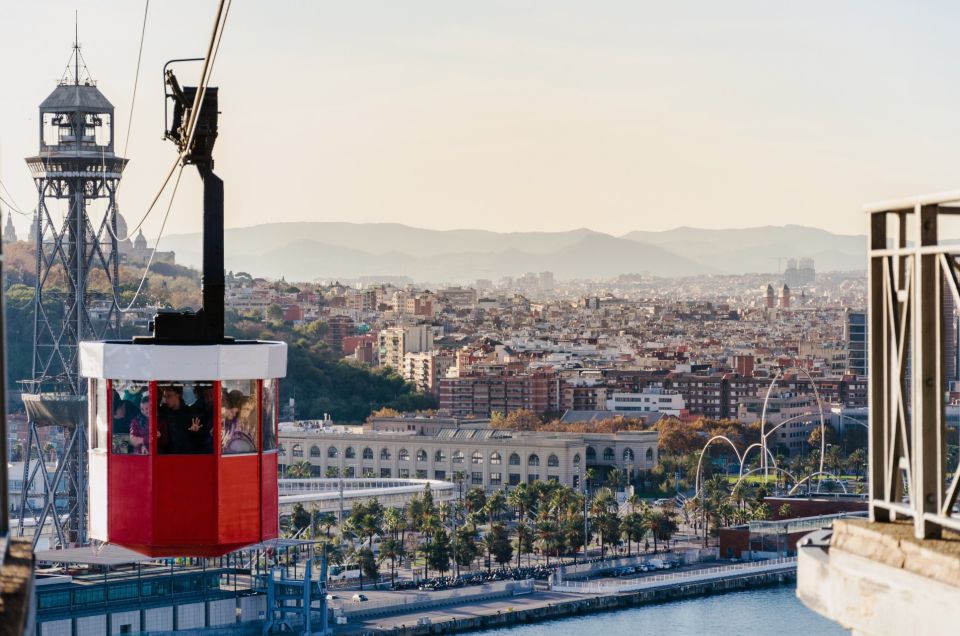 Skip-the-line Montjuïc Castle Tour with a Cable Car Ride - The history lesson you’ll remember: Catalan Revolt, sieges, and wars