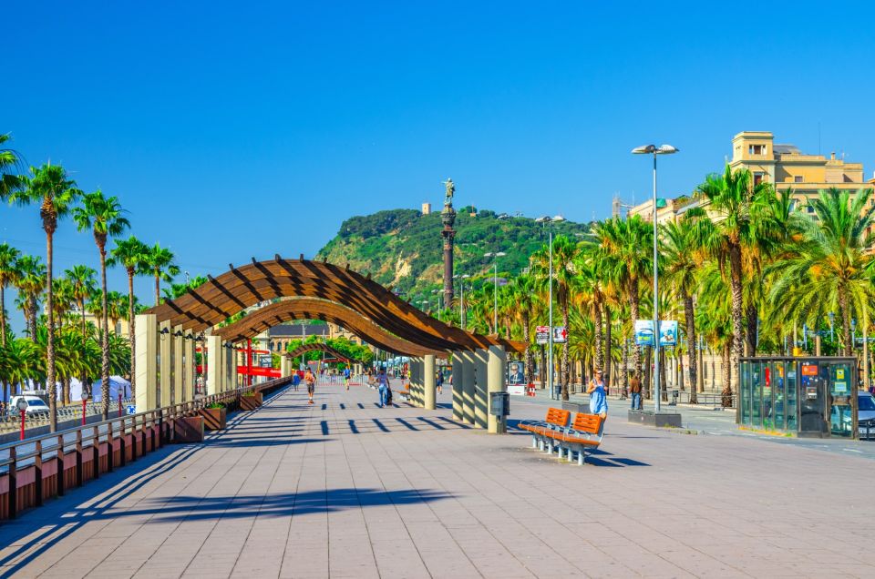 Skip-the-line Montjuïc Castle Tour with a Cable Car Ride - Meeting at El Xalet de Montjuïc: the one location detail that saves you headaches