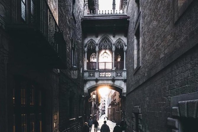 Small Group Barcelona Walking Tour, Flamenco Show & Tapas Dinner - The 4-hour format that makes sense for an evening in Barcelona