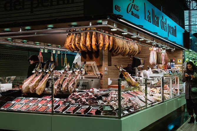 Spanish Oysters, Cava and Ibérico Ham at Barcelona’s La Boqueria Market - Lunch With the Market’s Best Chef and a Choice of Drink