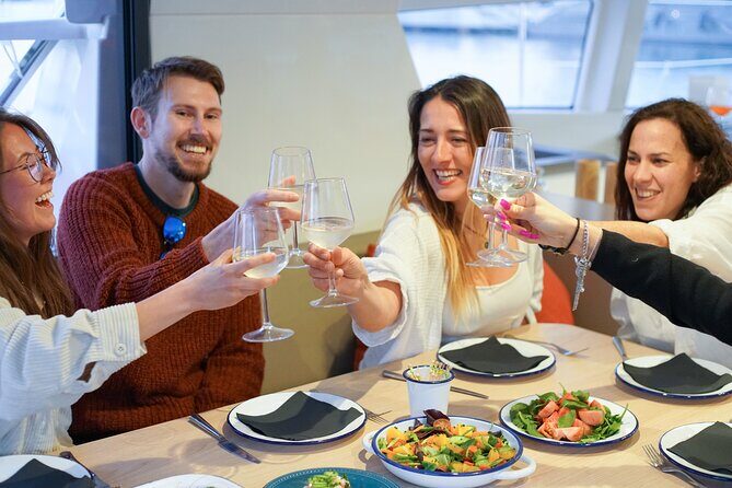 Sunset Catamaran: Small Group, Drinks, Snacks & Dinner Upgrade - Dinner upgrade: when it’s worth it and how seating can change