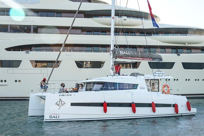 Sunset Catamaran: Small Group, Drinks, Snacks & Dinner Upgrade - Price and value: how $106.94 makes sense (or not)