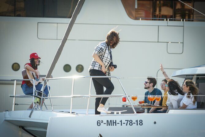 Sunset Catamaran: Small Group, Drinks, Snacks & Dinner Upgrade - Quick tips to make your evening smoother