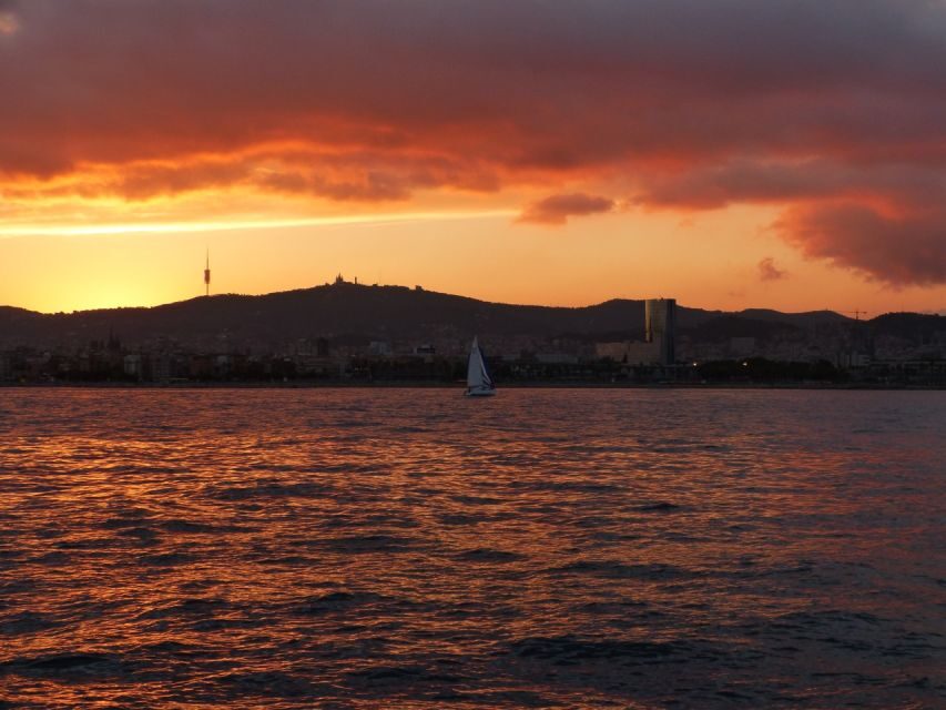Sunset Sailing Experience in Barcelona - Drinks and Snacks: Why the Food Here Matters