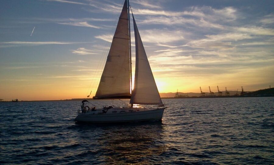 Sunset Sailing Experience in Barcelona - Small-Group Sailing in Barcelona: Crew, Comfort, and What to Expect