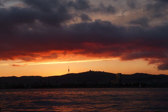 Sunset Sailing Tour in Barcelona - What to do before you go: practical tips for a smoother sunset