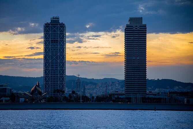 Sunset Sailing Tour in Barcelona - Getting to Marina Vella: the meeting point that makes sense