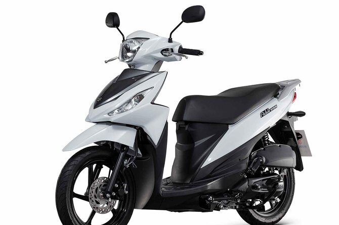 Suzuki Address 125cc - Starting at Carrer de Roger de Llúria: location, access, and first steps