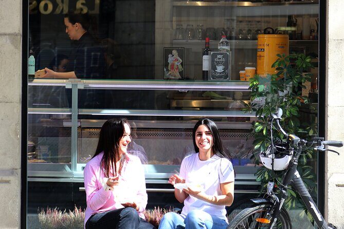 Tapas Tasting Bike/E-Bike Tour in Barcelona - Where you meet, how the tour runs, and who it suits