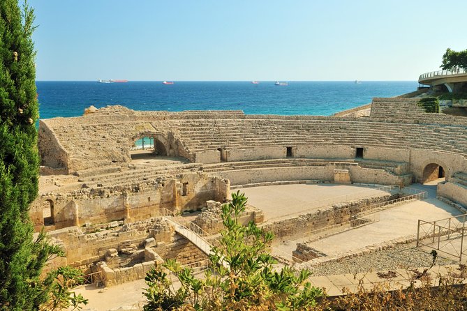Tarragona and Sitges Tour with Small Group and Hotel Pick Up - The amphitheatre: where the Roman show happened