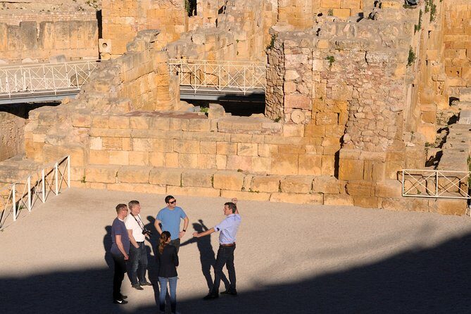 Tarragona Highlights Private Tour - Rambla Nova views, toque ferro, and the Ajuntament tomb
