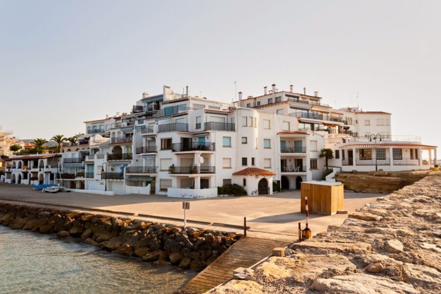 Tarragona & Sitges Small Group Full-Day Tour - Timing and walking reality: how the day actually feels