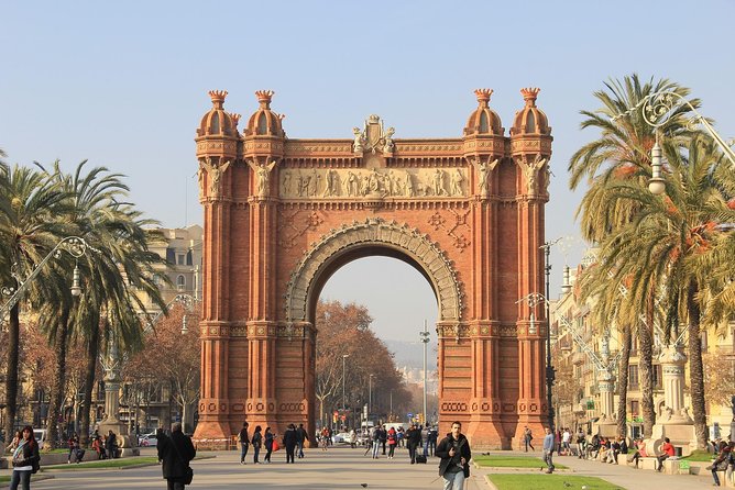 Taxi Transport from Barcelona airport to hotel - Price and Value: $108.37 per Group (Up to 8)