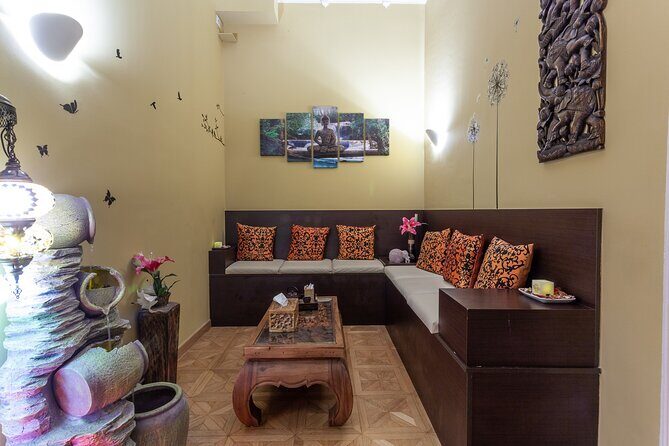 Thai Foot and Leg Massage 30 min in BARCELONA - Location on Pg. de Gràcia: easy to find, easy to fit in