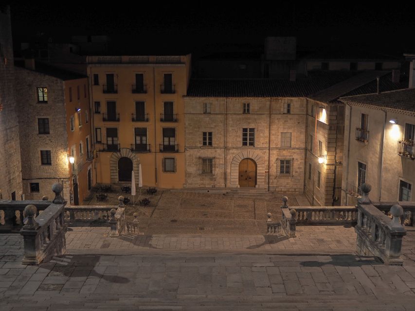 The 11 Tastings of Girona small-group tour and dinner - Old Town streets, Cathedral area, and Onyar river views at sunset
