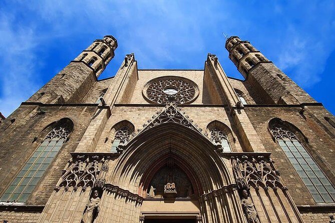'The Cathedral of the Sea' Walking Book Tour - Timing, pace, and who this fits best