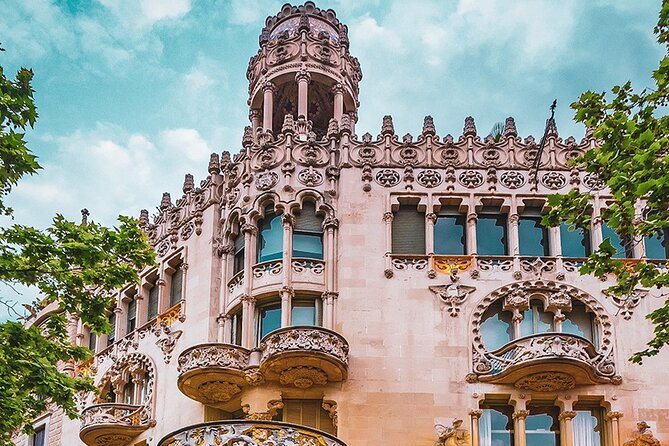 The wonders of architecture 2 hours on foot in Barcelona - Stop 2: Palau de la Música Catalana—myths, craft, and Catalan pride
