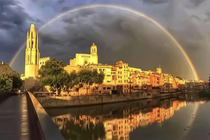 Three Medieval Gems & Local Lunch Private Tour from Barcelona - Who this tour is best for (and who should skip it)