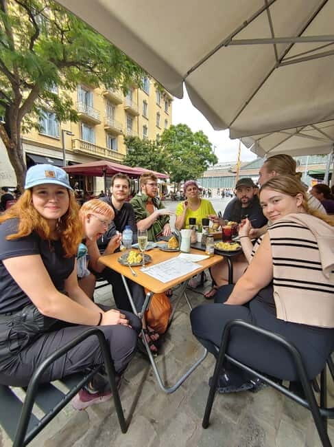 Top Tours Barcelona - Tapas Tour Barcelona - Meeting at Casa de Comidas Buenavista and getting your bearings fast