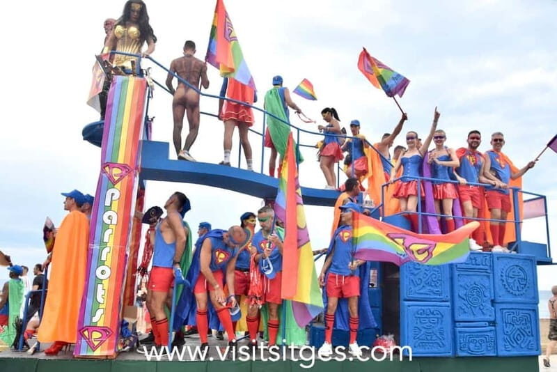 Tour in Sitges ( Bcn): Cultural diversity, tapas and beach - Key things you’ll notice right away