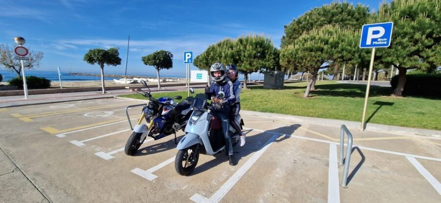 Tour scooter 125 guided Cambrils to red hills 2h with pickup - The guide’s job: route clarity and better stops