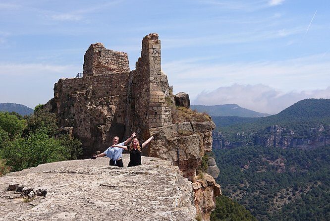 Tour Siurana medieval Village with hotel pickup - Getting out of Salou: hotel pickup and the Priorat shortcut
