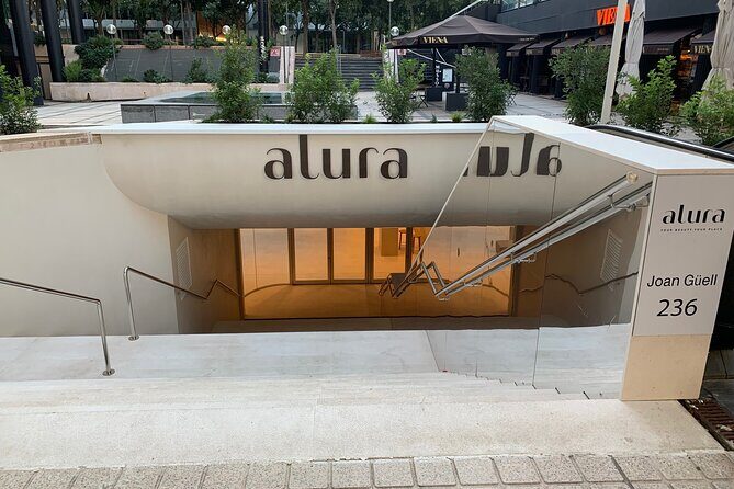 Traditional Thai Massage 60 min at THAI MASSAGE ALURA - When to book Thai Spa Massage Alura (and who should skip it)