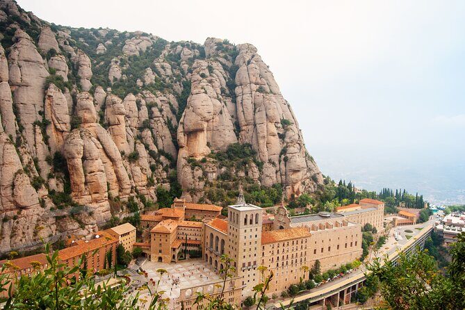 Transfer to Montserrat Monastery from Barcelona - Montserrat Museum: the one-hour payoff for curious minds