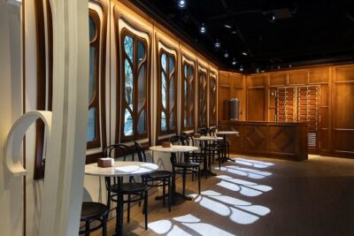 Visit with tasting of Vicens nougat and Jolonch chocolates - Inside the new Torrons Vicens space in Barcelona